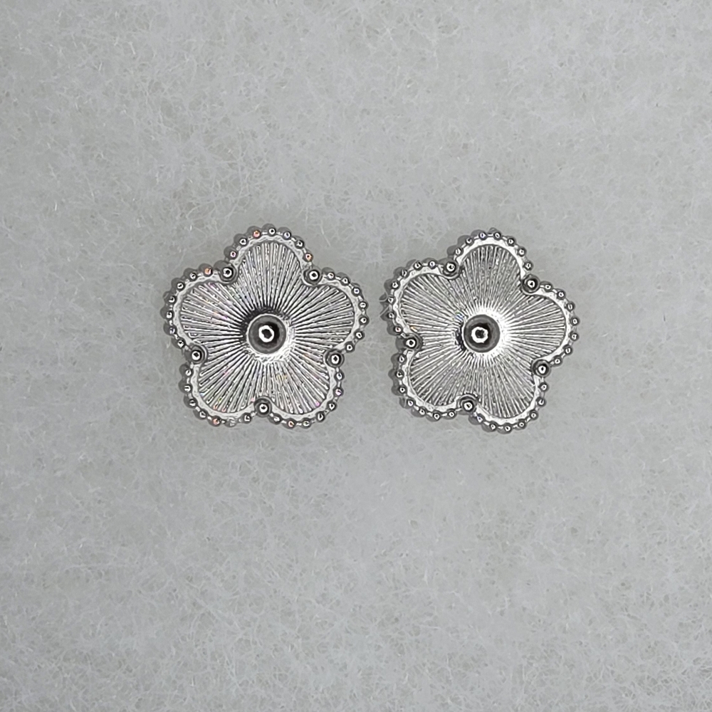 Vintage-Inspired Silver Filigree Earrings